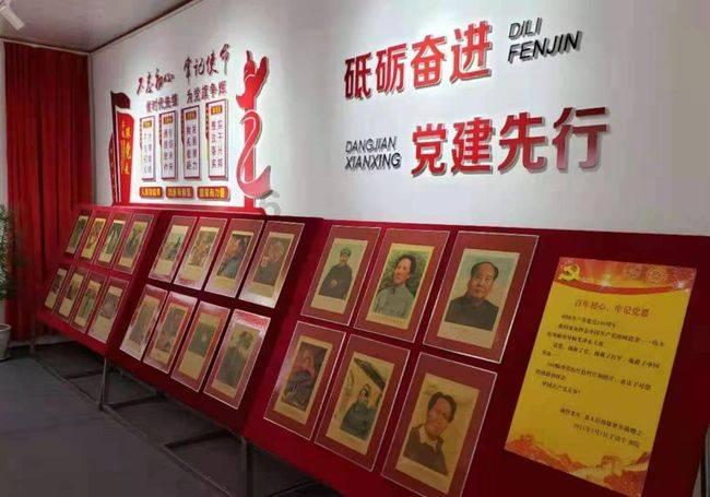 俗话说“上车饺子,下车面”,正值春运,郑州东站下车就送免费烩面了!